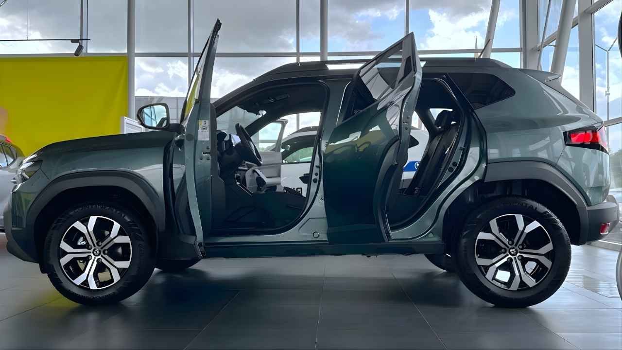 Renault Duster 2026 Launched with 360° Camera, Premium Features & Affordable Price